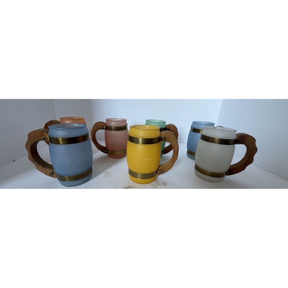 Vintage Siesta Ware Set of 7‎ Pastel Frosted Glass Mugs Wood Handles PM-206